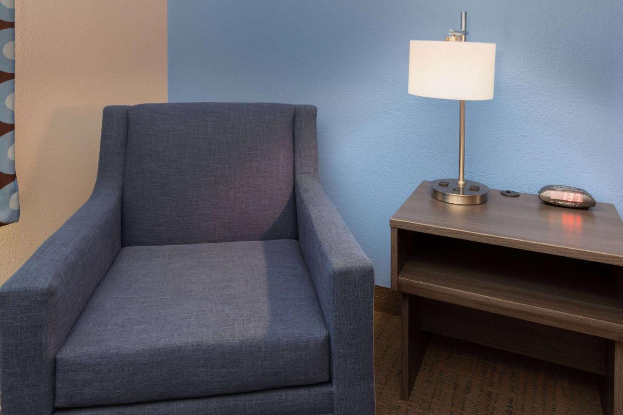 Super 8 By Wyndham Garland Rowlett East Dallas Area Экстерьер фото